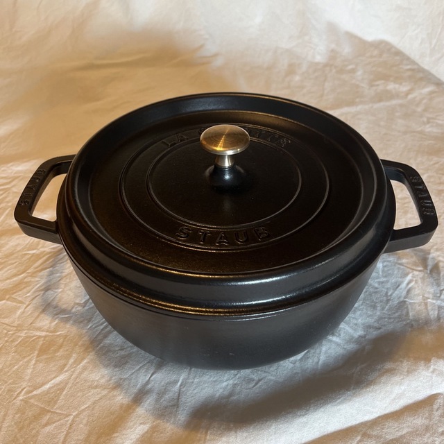 ストウブ staub ココットラウンドシャロー 26cm ブラック鍋/フライパン