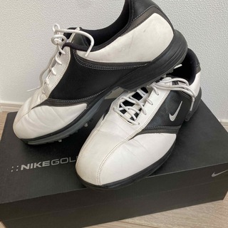 ナイキ(NIKE)の箱付き NIKE HERITAGE ゴルフシューズ！(シューズ)