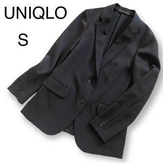 ユニクロ(UNIQLO)の美品◆ユニクロ◆感動ジャケット（リラックスフィット）ブラック　テーラード(テーラードジャケット)