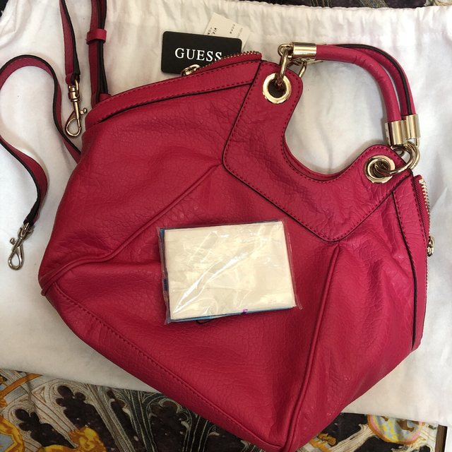 ★値下げ★GUESS バッグ ★２Way✦美品✦