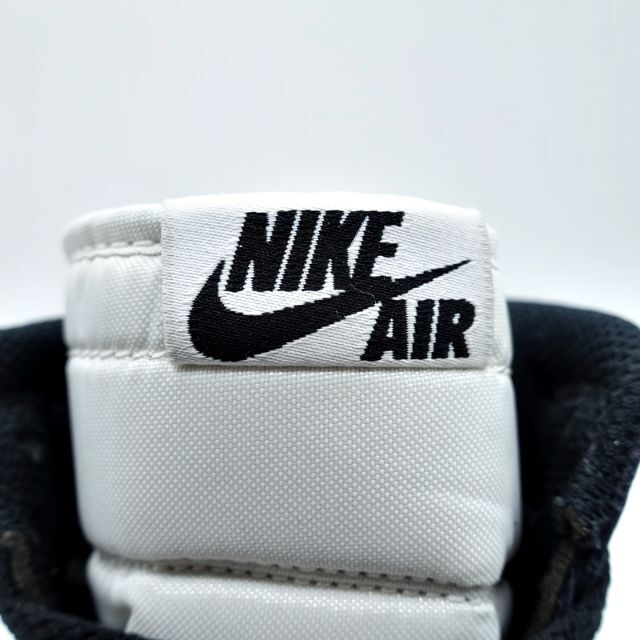 NIKE(ナイキ)のNIKE 2014 AIR JORDAN 1 RETRO HIGH PANDA メンズの靴/シューズ(スニーカー)の商品写真