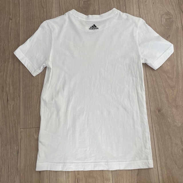 adidas(アディダス)のadidas☆size140 Tシャツ　白 キッズ/ベビー/マタニティのキッズ服男の子用(90cm~)(Tシャツ/カットソー)の商品写真