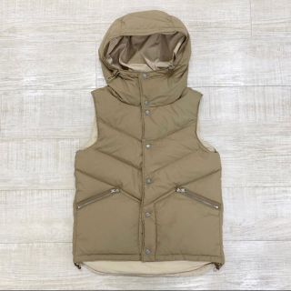 ノンネイティブ(nonnative)のnonnative マウンテニア フーデッド ダウン ベスト 羽織 サイズ 1(ダウンベスト)