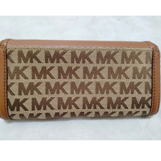 Michael Kors(マイケルコース)のマイケルコース　長財布　財布　MICHAEL KORS レディースのファッション小物(財布)の商品写真