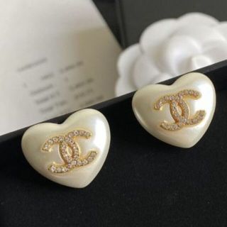 CHANEL ハートピアス ビンテージ