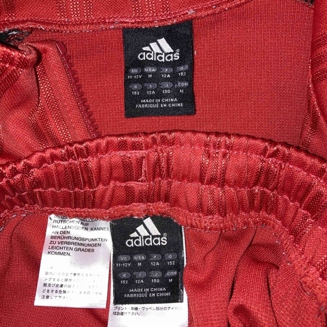 adidas(アディダス)の赤×黒 adidas ジャージ上下 キッズ/ベビー/マタニティのキッズ服男の子用(90cm~)(その他)の商品写真