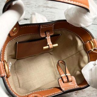 Tory Burch - 【新品】トリーバーチMILLER MINI BUCKET ブラウンの通販