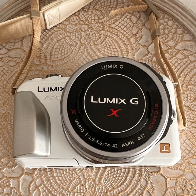 パナソニック　LUMIX GF5