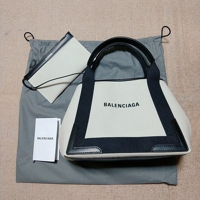 Balenciaga   BALENCIAGAネイビーカバスの通販 by まゆ's shop