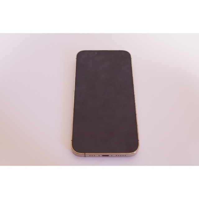 Apple(アップル)のiPhone13pro Gold 256GB SIMフリー スマホ/家電/カメラのスマートフォン/携帯電話(スマートフォン本体)の商品写真
