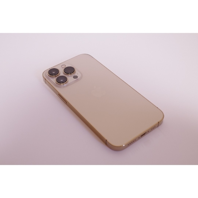 Apple(アップル)のiPhone13pro Gold 256GB SIMフリー スマホ/家電/カメラのスマートフォン/携帯電話(スマートフォン本体)の商品写真