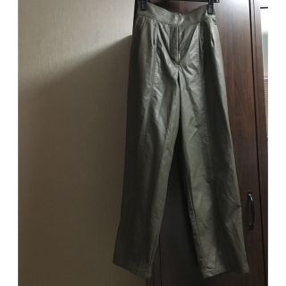 マウジー(moussy)のmoussy   F／LEATHER HW パンツ　エコレザー(カジュアルパンツ)