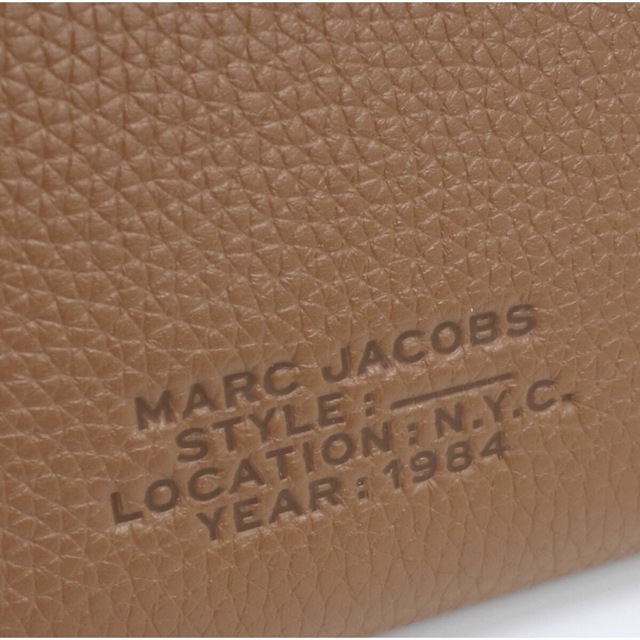 MARC JACOBS(マークジェイコブス)のMARC JACOBS THE ZIP AROUND WALLET 小銭入れ レディースのファッション小物(コインケース)の商品写真