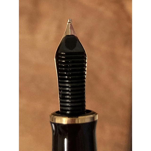 ペリカン スーべレーン M400 万年筆 ブラック F 細字 - 筆記具