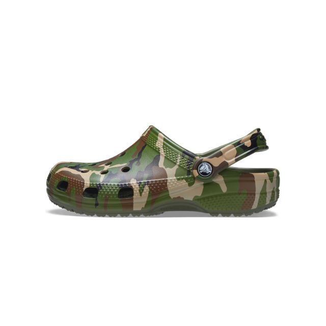 crocs(クロックス)の26cm クロックス クラシック プリンテッド カモ クロッグ アーミーグリーン メンズの靴/シューズ(サンダル)の商品写真