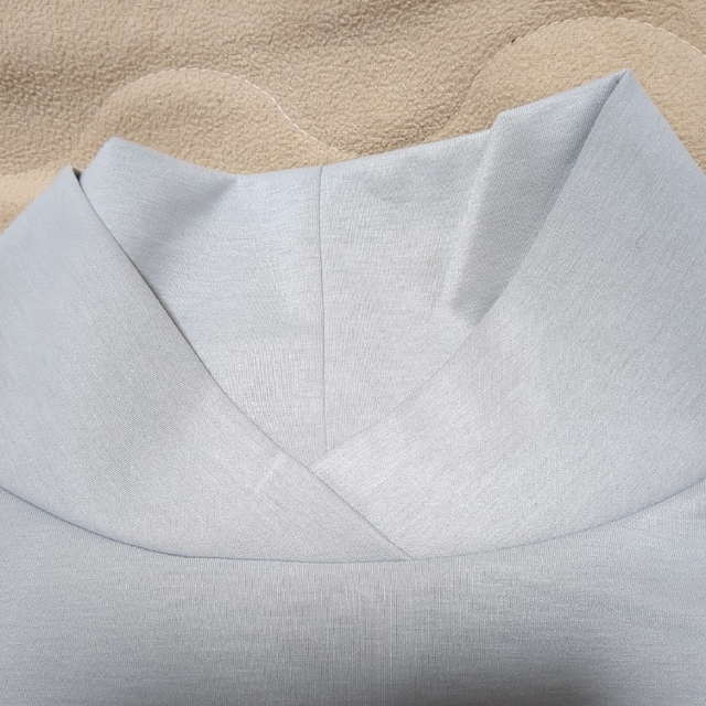 レディース長袖トップス　重ね着風　裾別布付き　タグ付き　LＬＬ レディースのトップス(シャツ/ブラウス(長袖/七分))の商品写真