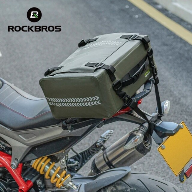 ROCKBROS リア シート バッグ カーゴ バッグ 汎用 防水仕様 30Lの通販