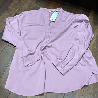 ユニクロ(UNIQLO)のくすみピンクブラウス(シャツ/ブラウス(長袖/七分))