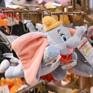 ディズニー(Disney)のディズニー 肩のせぬいぐるみ ストラップ ダンボ(ぬいぐるみ)