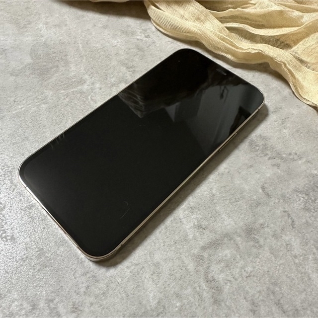 iPhone 12 Pro 256GB スマホ/家電/カメラのスマートフォン/携帯電話(スマートフォン本体)の商品写真