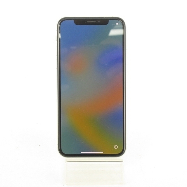 Apple(アップル)のアップル iPhone XS 64GB MTAX2J/A シルバー  スマホ/家電/カメラのスマートフォン/携帯電話(携帯電話本体)の商品写真