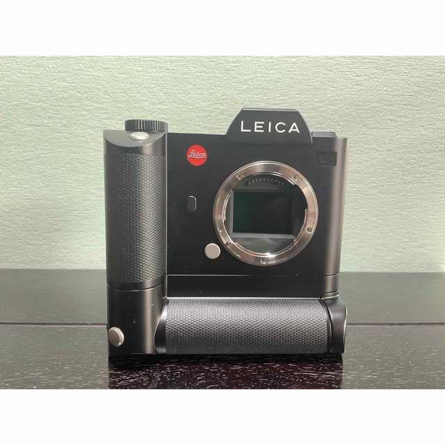 スマホ/家電/カメラ品　leica ライカ SL Type601 ハンドグリップセット