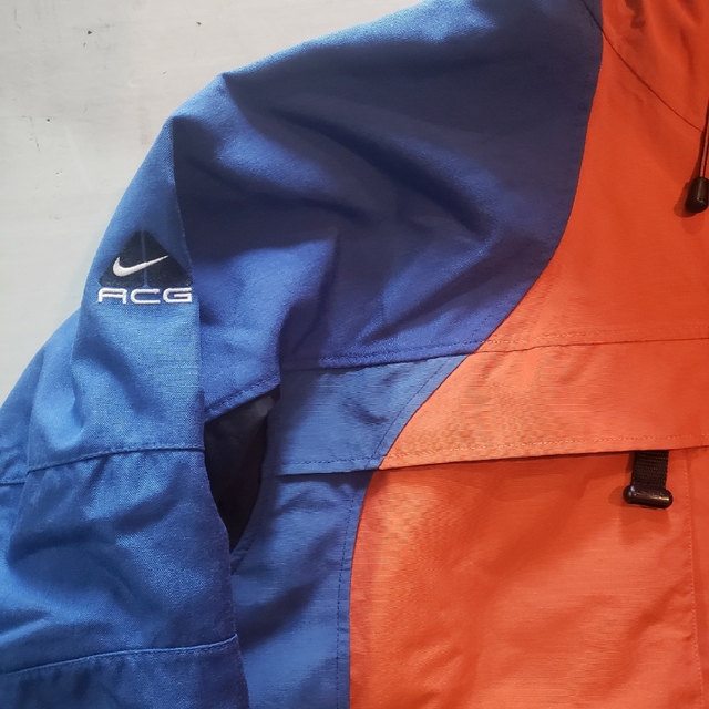 NIKE(ナイキ)のも様専用NIKE ACG マウンテンパーカー ニューヨークメッツ XL 90s メンズのジャケット/アウター(マウンテンパーカー)の商品写真