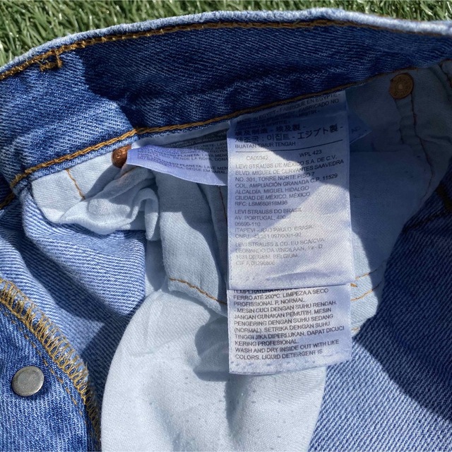 501(ゴーマルイチ)の《リーバイス》501 W34 L32 ブルー デニム ジーンズ メンズのパンツ(デニム/ジーンズ)の商品写真