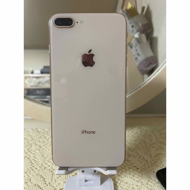 iPhone(アイフォーン)のiPhone8plus 256G ピンクゴールド美品 ジャンク スマホ/家電/カメラのスマートフォン/携帯電話(スマートフォン本体)の商品写真