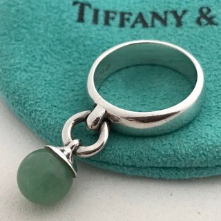 ティファニー(Tiffany & Co.)のTiffany 翡翠ボールチャームリング希少(リング(指輪))