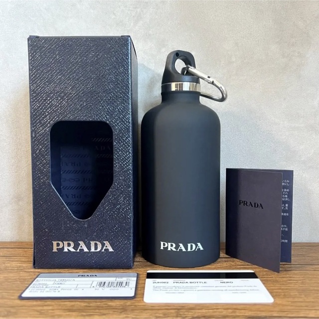 PRADA(プラダ)の【新品未使用箱付き】プラダ　ステンレスボトル タンブラー 水筒 インテリア/住まい/日用品のキッチン/食器(タンブラー)の商品写真