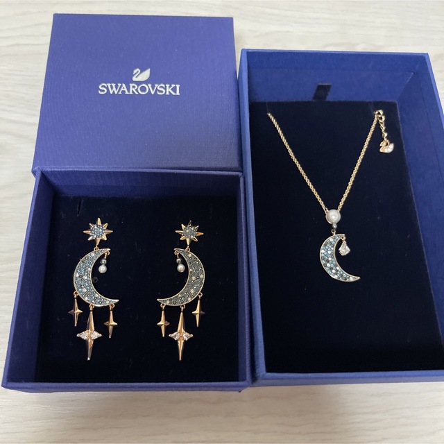 ネックレススワロフスキー　moon sun ネックレス　ピアス　セット