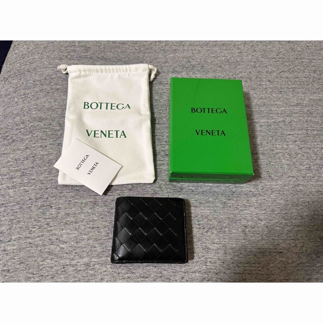 BOTTEGA VENETA ボッテガ 二つ折り　黒×オレンジbottegabeneta