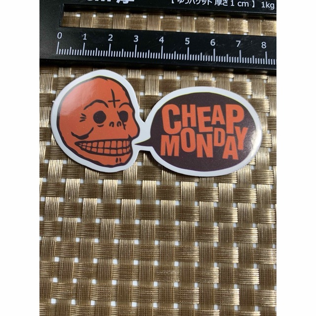 チープマンデー　ステッカー　シール　CHEAP MONDAY