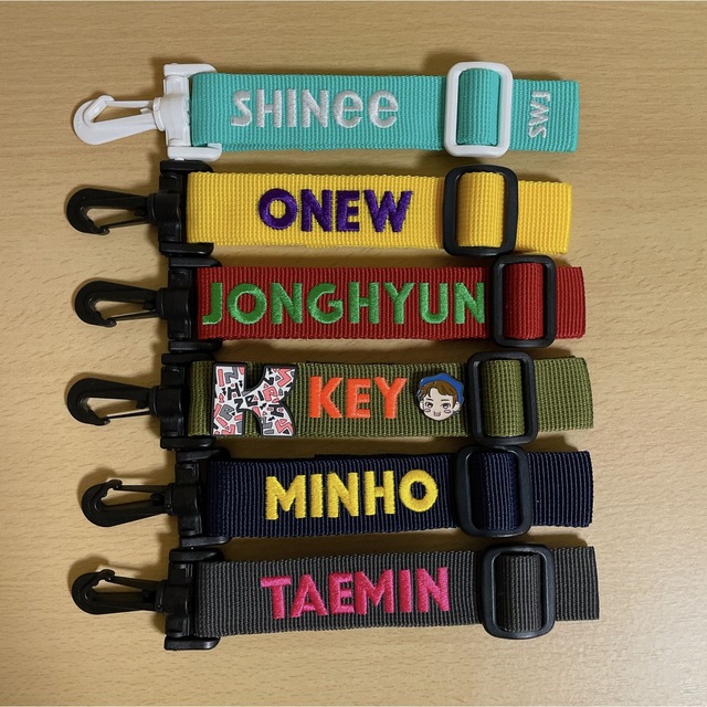 SHINee ネームタグ