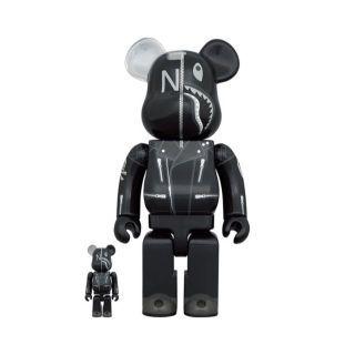 アベイシングエイプ(A BATHING APE)のBAPE X NBHD SHARK BE@RBRICK 100% & 400%(その他)