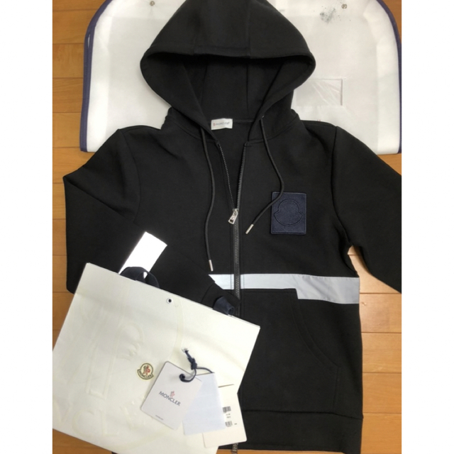 使い勝手の良い MONCLER 13万円購入 ブラック 黒 パーカー サイズ2 ...