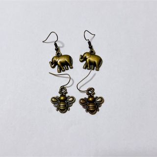 象と蜂のピアス・イヤリングセット(ピアス)