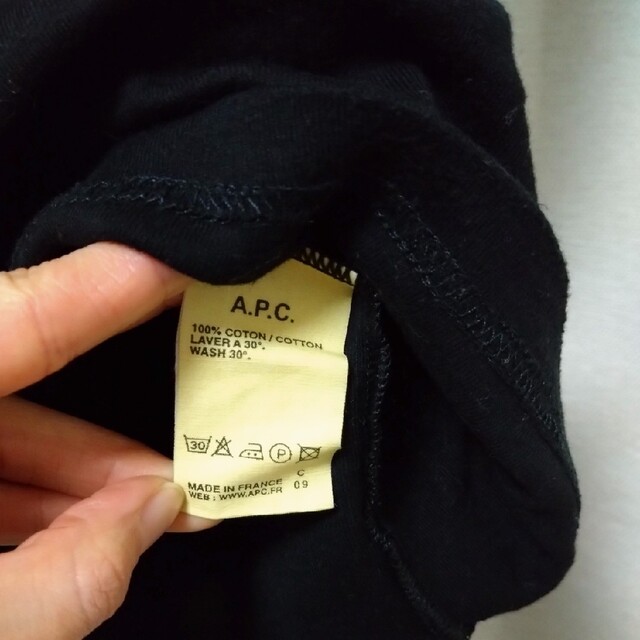 A.P.C(アーペーセー)のA.P.C ノースリーブカットソー 黒 M レディースのトップス(Tシャツ(半袖/袖なし))の商品写真