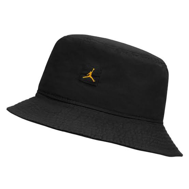 Jordan Brand（NIKE）(ジョーダン)のM/L【NIKE】ブラック×ゴールド　バケットハット【ジョーダン】黒　バケハ メンズの帽子(ハット)の商品写真