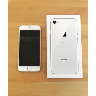 アイフォーン(iPhone)のSIMフリー iPhone8 シルバー 64GB(スマートフォン本体)