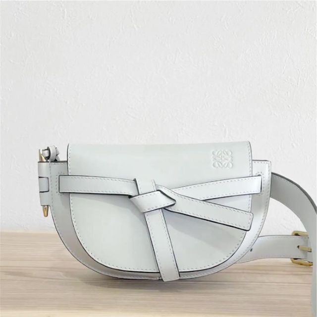 ギフ_包装】 美品 - LOEWE LOEWE BUMBAG バムバッグ ゲートバッグ