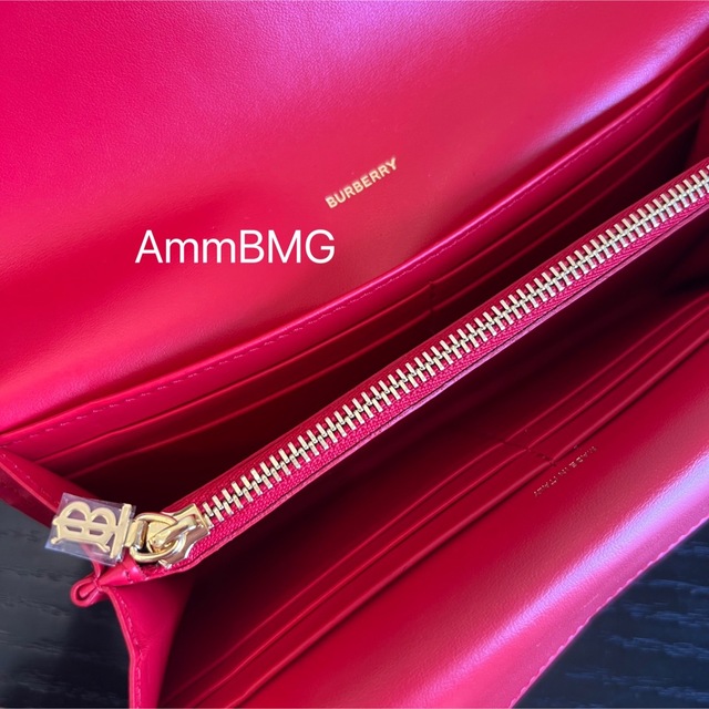 未使用品 BURBERRYローラ コンチネンタルウォレット 長財布 赤-