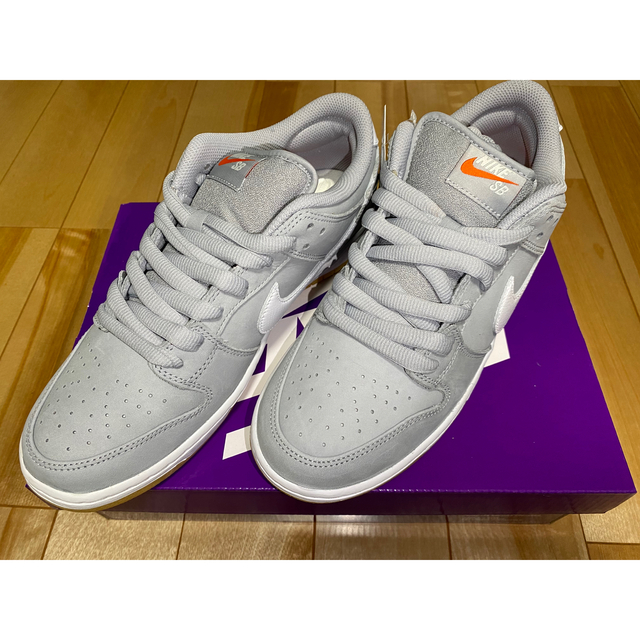 NIKE(ナイキ)のNike SB Dunk Low Pro ISO “Wolf Grey Gum メンズの靴/シューズ(スニーカー)の商品写真