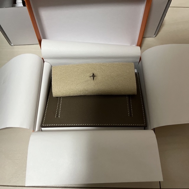 HERMES ★新品★2023年2月購入★ ケリーコンパクト財布　エトゥープ