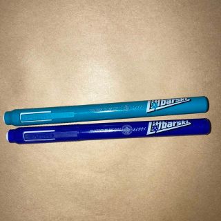 ペンテル(ぺんてる)の貴重！廃盤　Pentel スティック消しゴム　2本セット(消しゴム/修正テープ)