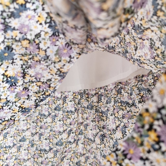 しまむら(シマムラ)のLOGOSDAYS ロゴスデイズ 花柄スカート ロングスカート Mサイズ レディースのスカート(ロングスカート)の商品写真