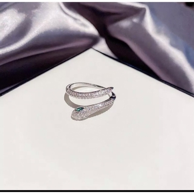 【新品未使用】スネーク リング S925 ジルコニア 刻印 メンズ レディース レディースのアクセサリー(リング(指輪))の商品写真