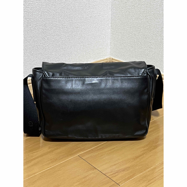 Giorgio Armani - ジョルジオアルマーニ 美品 メンズ レザーショルダー Giorgio Armani - ジョルジオアルマーニ 美品 メンズ レザーショルダー
