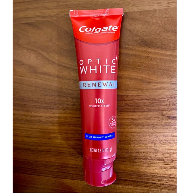 Colgate Optic White High Impact White コスメ/美容のオーラルケア(歯磨き粉)の商品写真